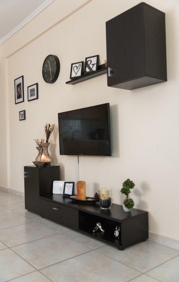 Modern And Quiet Few Minutes From The City Center Thessaloniki Buitenkant foto
